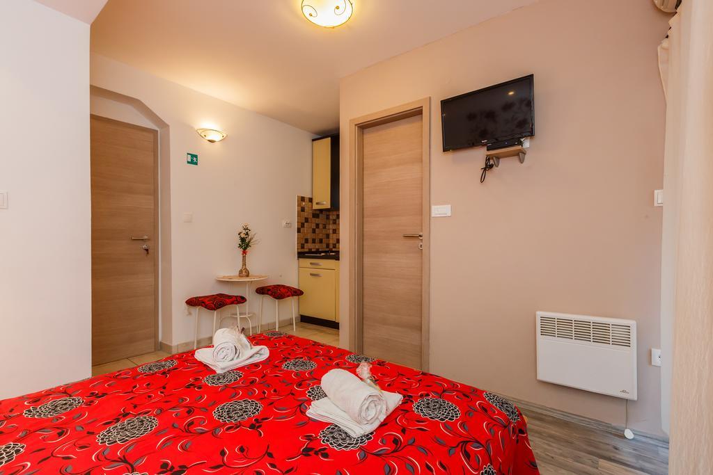 Antonio Apartment Makarska